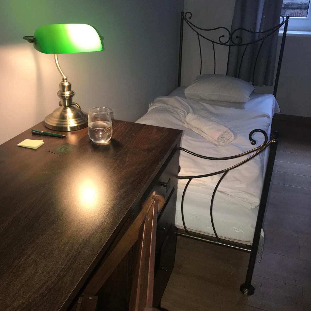 Green Hostel 포즈난 외부 사진