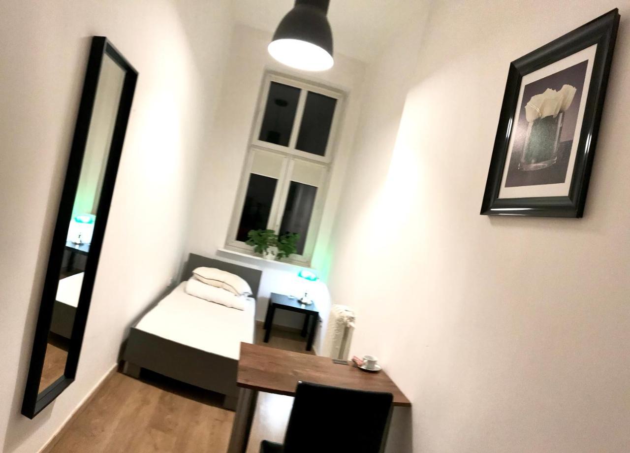 Green Hostel 포즈난 외부 사진